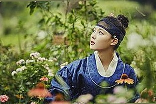 吴磊再登话题中心，吃瓜背后的明星故事引发关注