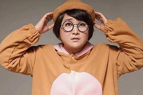 娱乐圈“吃瓜”现象揭秘：背后的真相与热点讨论